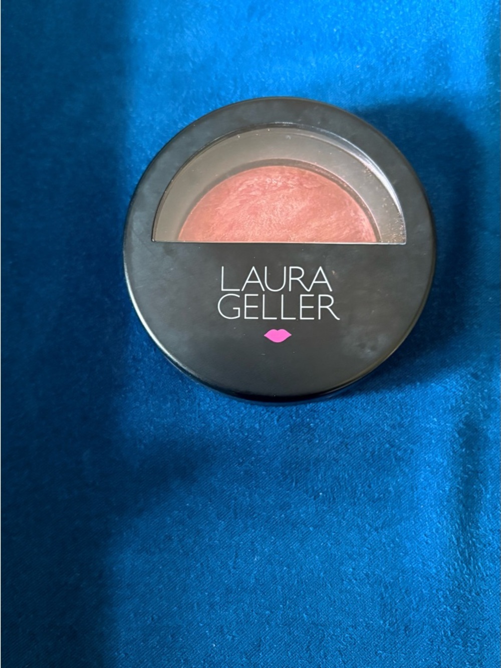 Laura Geller Baked Blush-n-Brighten in Berry Trifle ❣️